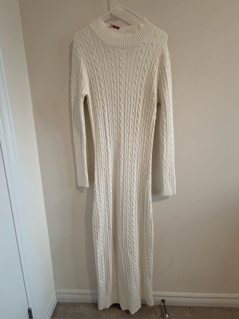 Ribbed Cable-Knit Long Sleeve Maxi Dress - White
